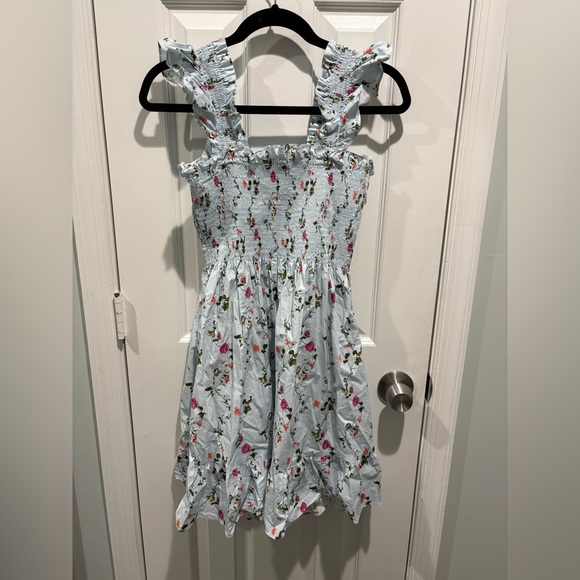 Hill House Dresses & Skirts - Hill House Home Elizabeth Nap Dress in Pond Floral Poplin